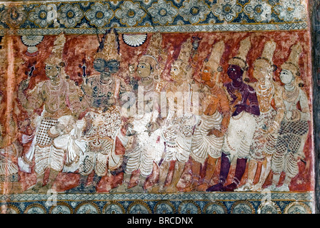 16. Jahrhundert Wandbilder in Virabhadra Tempel Decke in Lepakshi, Andhra Pradesh, Indien. Stockfoto