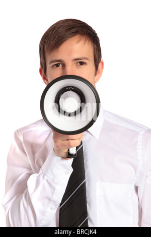 Ein junger Geschäftsmann mit einem Megaphon. Alle isoliert auf weißem Hintergrund. Stockfoto