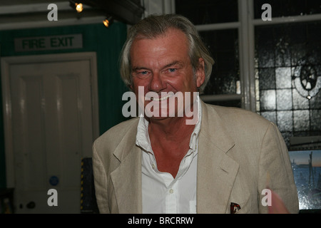 Herr Ian Strathcarron bei der Vorstellung seines Buch neues "Joy Unconfined-Lord Byrons Grand Tour wieder auf Tournee" in London Stockfoto