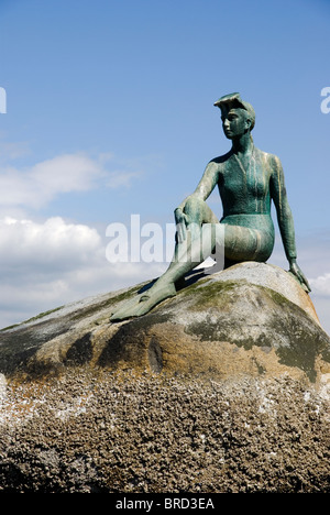 "Mädchen in einen Neoprenanzug", Skulptur von Elek Imredy. Stanley Park, Vancouver Stockfoto