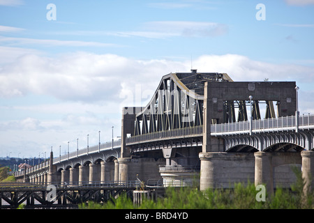 Kincardine auf Forth Brücke, gebaut 1936, jetzt ersetzt durch die Clackmannanshire Brücke Stockfoto