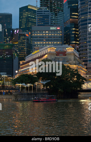 Singapore River bei Nacht Stockfoto