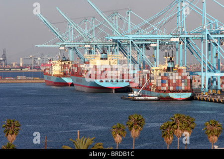 Beschäftigt Container Liegeplätze an Port of Los Angeles USA Stockfoto