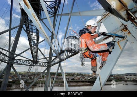 Sanierung von der Schwebefähre Newport in S Wales. Die Überfahrt, die überspannt den Fluss Usk wurde 1902-1906 erbaut und ist sein Stockfoto