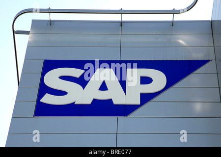 Firmenlogo in der Zentrale des Software-Unternehmens SAP AG in Walldorf, Baden-Württemberg, Deutschland, Europa Stockfoto