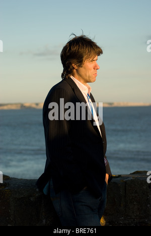 Komiker John Bishop Aufzeichnung einer Fernsehsendung in Porthcawl, Südwales, September 2010 (Elvis Presley Wochenende). Stockfoto