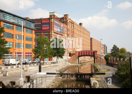 Königliche Mühlen mit Rochdale Kanal in Ancoats Manchester UK Stockfoto