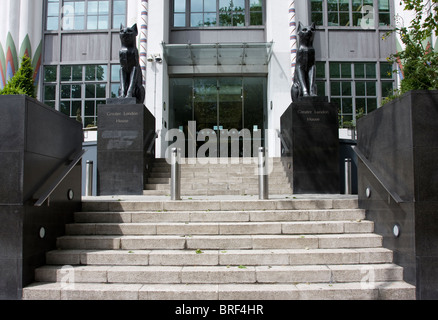 Die berühmten Art déco-architektonischen Wunder, die schwarze Katze Zigarettenfabrik in Hampstead, London. Keine größere London House benannt. Stockfoto