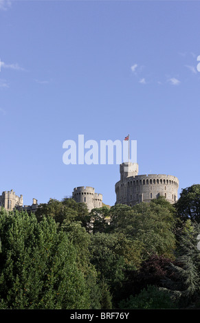 Eines der bekanntesten Wahrzeichen der Welt, das historische Windsor Castle in Berkshire,England.The Rundturm gilt Stockfoto