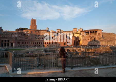 Trajan Markt (Mercatus Traiani, Mercati di Traiano) ist ein großer Komplex der Ruinen der Stadt von Rom, Italien. Stockfoto