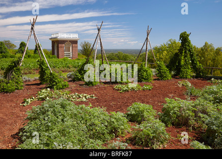 Der Pavillon im restaurierten Thomas Jefferson Gemüsegarten in Monticello, Virginia, USA. Stockfoto