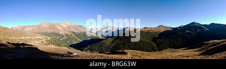 Panoramablick von der Spitze des Independence Pass (12.095'), White River National Forest, Colorado, USA Stockfoto