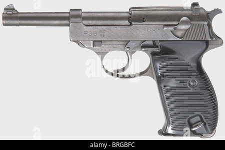 Eine Mauser P 38,FN Dia codiert 'ac 43',komplett phosphatiert,Kaliber 9 mm Parabellum,Nr. 7632e.passende Nummern.Spiegelartige Bohrung.verschiedene Abnahmen Adler/'WaA135' auf Dia und Griffrahmen.Dia bereits vorcodiert 'ac 43' für Walther,mit zusätzlicher Sternchen-Markierung rechts.geliefert an Mauser aus FN im besetzten Belgien um Materialmangel Ende 1944.Complete Original zu begegnen Graue Phosphatbeschichtung, stellenweise leicht fleckig.makellose schwarze Kunststoff-Griffplatten, ebenfalls das Magazin mit dem Code 'jvd'.EIN seltenes Sammlerstück in neuem Zustand.Er,Zusatz-Rechte-Clearenzen-nicht verfügbar Stockfoto