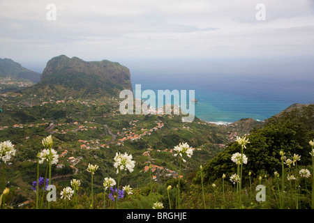 Penha de Águia in Madeira (Eagle Rock) Stockfoto