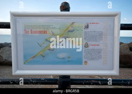 Dambuster Commemorative Schild am Reculver Kent Stockfoto