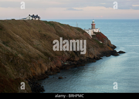 Baily Leuchtturm in Howth Head, Dublin, Irland. Stockfoto