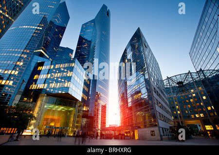Paris, Financial District, La Defense in der Nacht Stockfoto