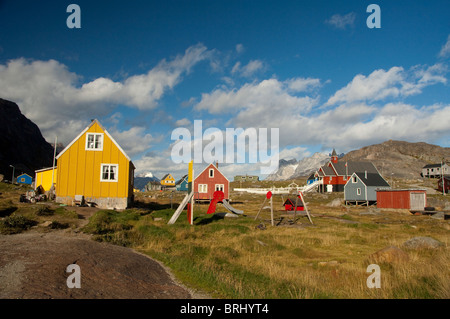 Grönland, Prinz Christian Sund (aka Prins Christian Sund). Kleinen abgelegenen Fischerdorf Siedlung von Augpilaqtoq. Stockfoto