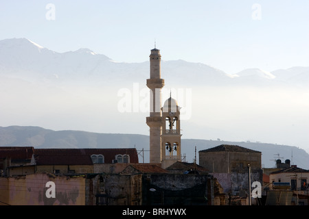 Ein Blick von Chania, die zweitgrößte Stadt der griechischen Insel Kreta. Stockfoto