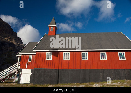 Grönland, Prinz Christian Sund (aka Prins Christian Sund). Kleinen abgelegenen Fischerdorf Siedlung von Augpilaqtoq. Stockfoto