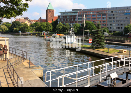 Muehlendamm Sperre auf Spree, Berlin Stockfoto