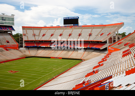 Das Innere des Ben Hill Griffin Stadions, allgemein bekannt als Swamp Home der University of Florida Gators Stockfoto