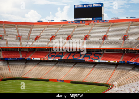 Das Innere des Ben Hill Griffin Stadions, allgemein bekannt als Swamp Home der University of Florida Gators Stockfoto