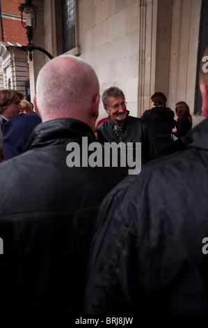 Eddie Jordan als Straßenmusikant in Covent Garden Stockfoto