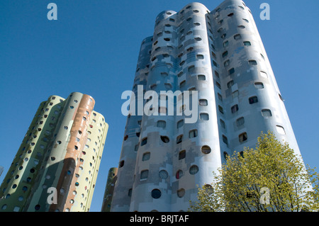 Aillaud des Towers in Nanterre - La Défense, in der Nähe von Paris: 70er Jahre (70) organische Architektur von Emile Aillaud (1977) Stockfoto