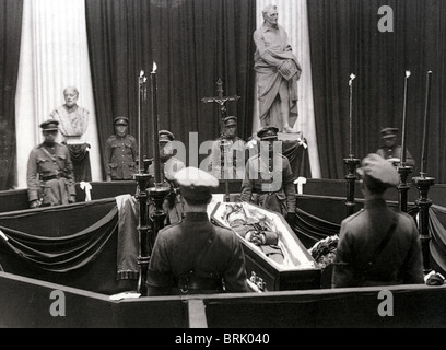 MICHAEL COLLINS (1890 – 1922) irischen Revolutionsführers Lügen im Zustand in Dublin nach seiner Ermordung am 22. August 1922 Stockfoto