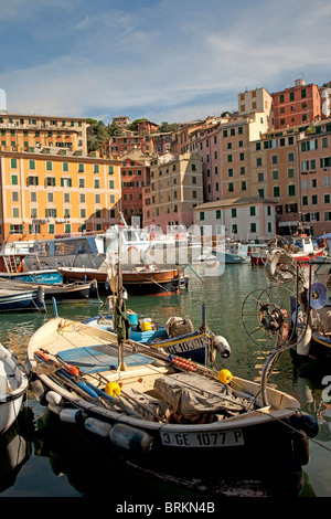 kleinen Hafen von Camogli, Italien Stockfoto