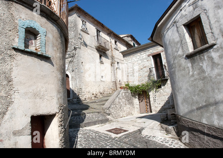 Castelpizzuto Molise Italien alte Dorf Dörfer verlassenen Häusern Stockfoto