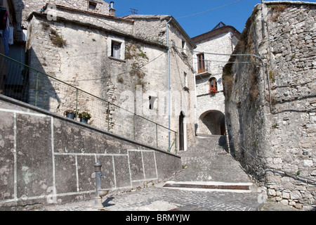 Castelpizzuto Molise Italien alte Dorf Dörfer verlassenen Häusern Stockfoto