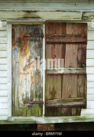 Baton Rouge, Louisiana Rural Life Museum ca. 19. Jahrhundert Slave Familienbild gemalt auf Kabinentür Stockfoto