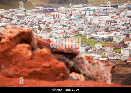 Heimaey Stadt aus dem Vulkan, der fast es, Westmännerinseln, Island zerstört. Stockfoto