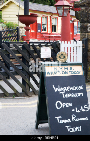 North York Moors Railway Schild am Bahnhof Goathland North Yorkshire England Stockfoto