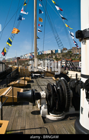 dh SS Great Britain BRISTOL DOCKS BRISTOL SS Great Britain Schiffsplattform rigging Masten und Schiffe Winden Stockfoto