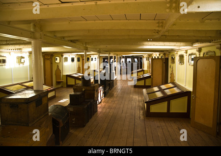 dh SS Great Britain BRISTOL DOCKS BRISTOL SS Great Britain Schiffsmuseum unter Deck First-Class Bereich Stockfoto