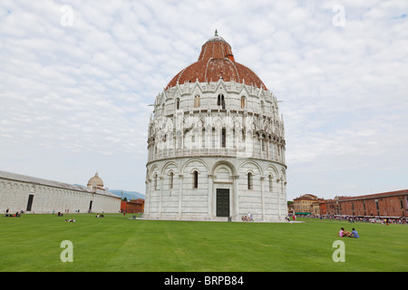 Das Baptisterium in der Piazza dei Miracoli, Pisa, Italien Stockfoto