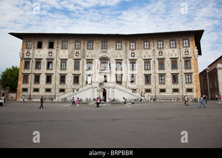 Der Palazzo della Carovana Gebäude an der Scuola Normale Superiore di Pisa die Piazza dei Cavalieri, Pisa, Italien Stockfoto