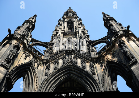 Scott Monument in den Princes Street Gardens, Edinburgh, Schottland Stockfoto