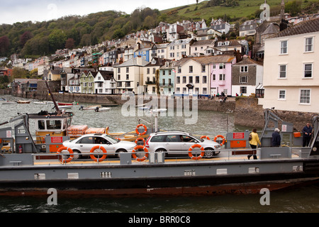 Großbritannien, England, Devon, Dartmouth, untere Fähre überqueren River Dart Bayard Cove Stockfoto