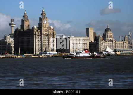 Die "drei Grazien" mit Blick auf die Liverpool Waterfront:, Merseyside, England UK Stockfoto