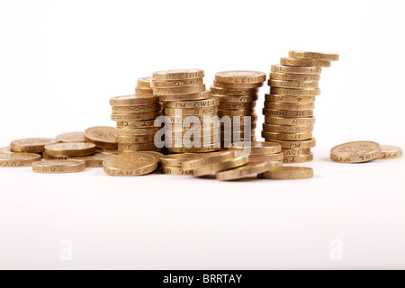 Ein Stapel von einem englischen Pfund-Münzen Stockfoto