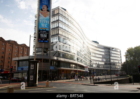 Gateway-Haus-Station-Ansatz in Manchester UK Stockfoto