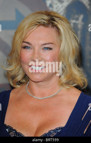 AMANDA REDMAN SPECSAVERS CRIME-THRILLER AWARDS 2010 GROSVENOR HOUSE HOTEL LONDON ENGLAND 08 Oktober 2010 Stockfoto