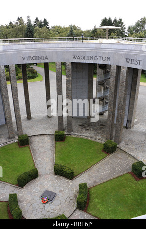 Das Mardasson Memorial in Bastogne für die amerikanischen Soldaten verwundet oder getötet in der Schlacht der Ausbuchtung, Belgien. Stockfoto