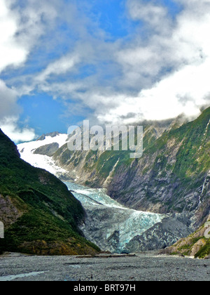 Der Franz Josef Gletscher (Ka Roimata o Hinehukatere in Māori) ist ein 12 km langer Gletscher im Westland-Nationalpark, New Zealand. Stockfoto