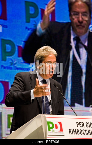 Paolo Gentiloni, nationale Treffen Partito Democratico, Busto Arsizio, Italien Stockfoto