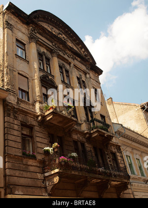 Wohnhaus in der Nähe von Andrássy út in Budapest, Ungarn Stockfoto